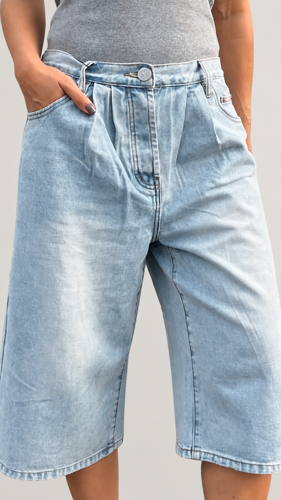 ONETEASPOON Soft Blue Beastie - denim JORTS