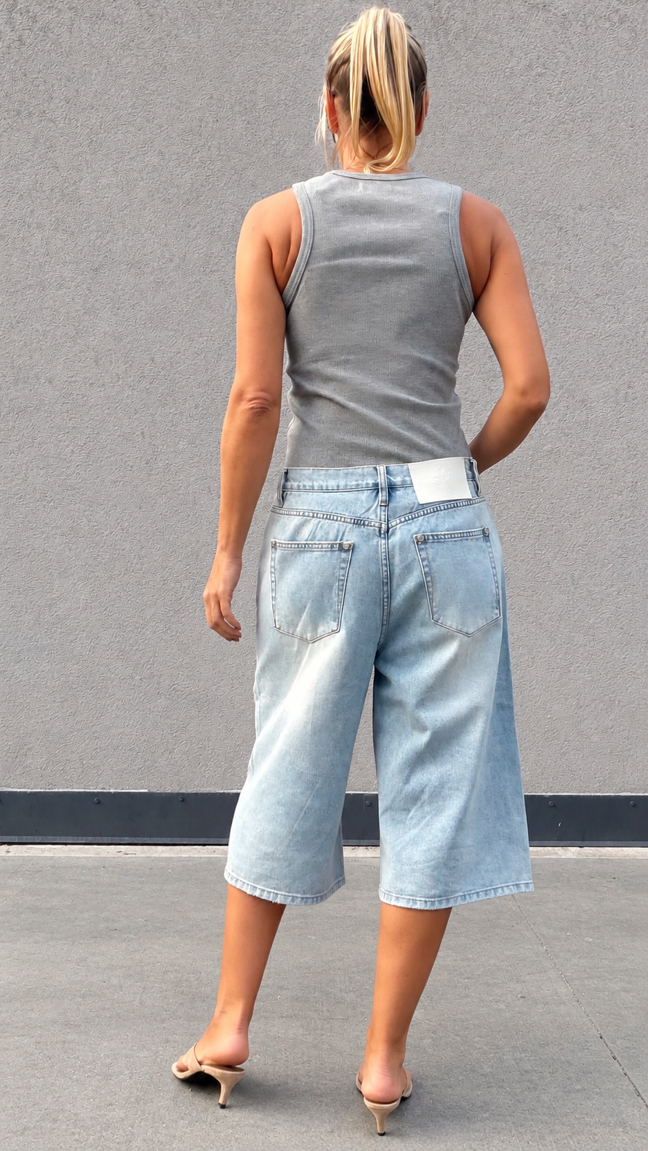 ONETEASPOON Soft Blue Beastie - denim JORTS