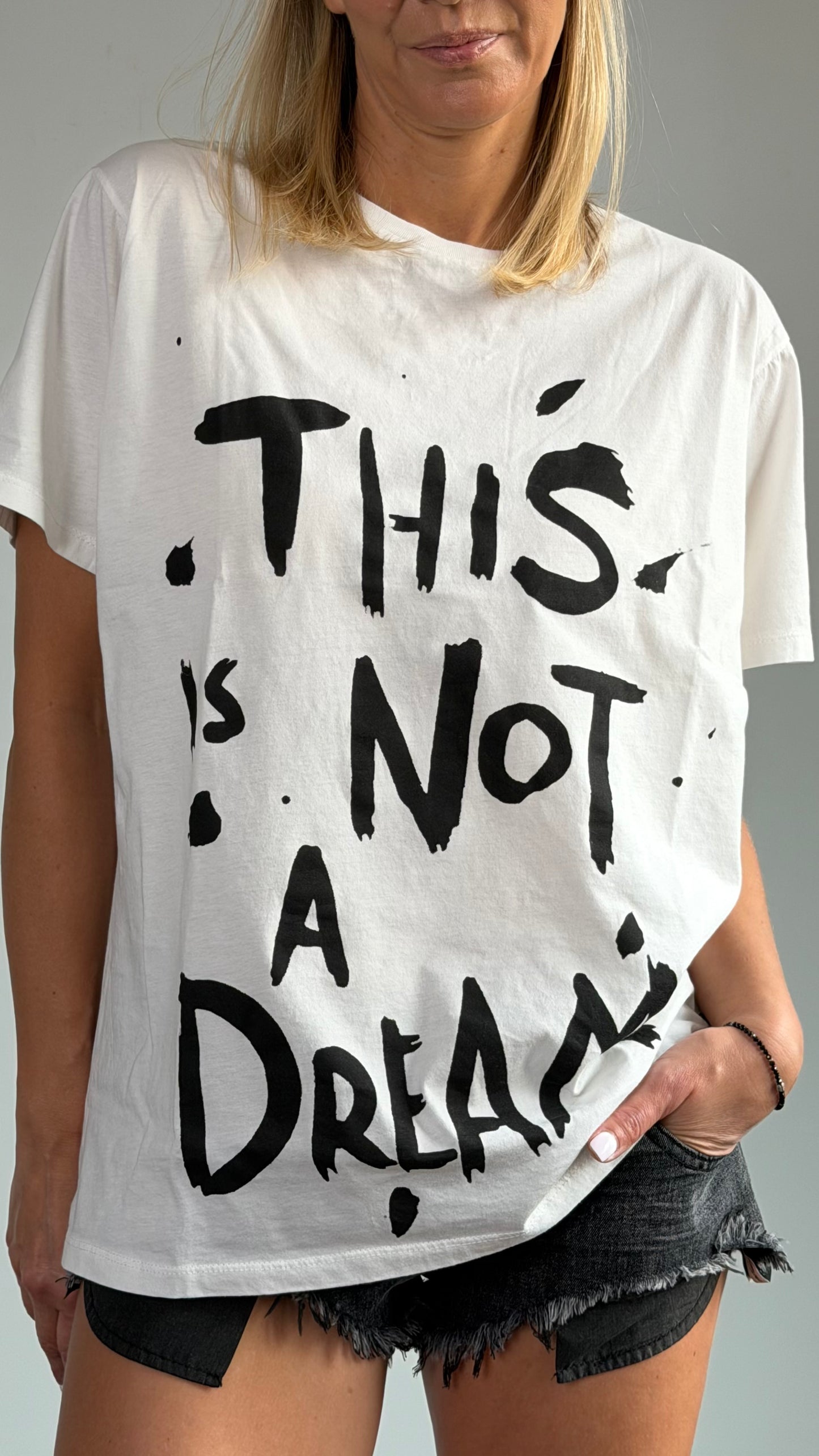 ONETEASPOON This Is Not a Dream White Boyfriend - tee