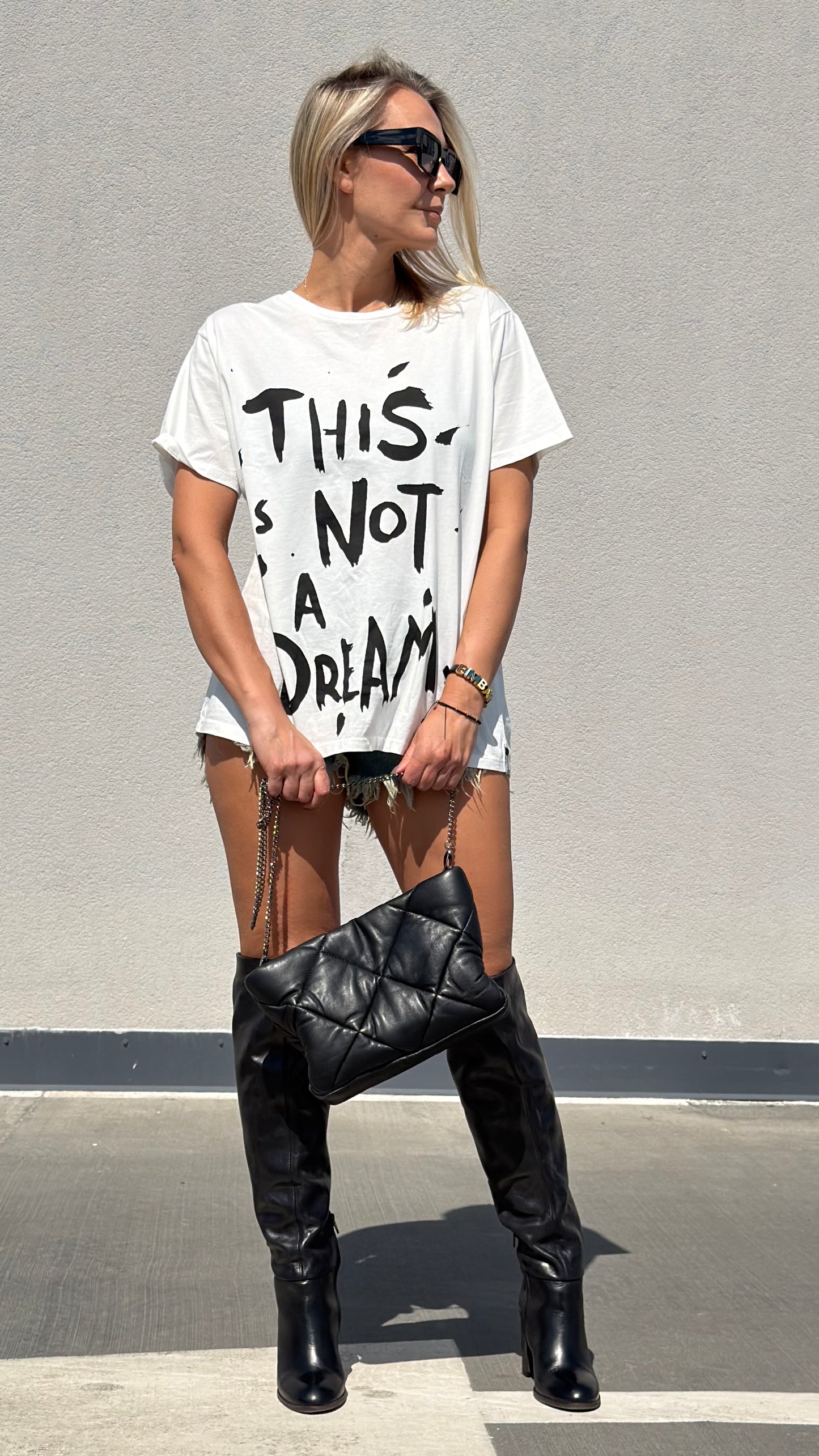 ONETEASPOON This Is Not a Dream White Boyfriend - tee